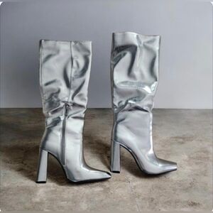 Zara Silver Metallic Heeled Boots – Size 6